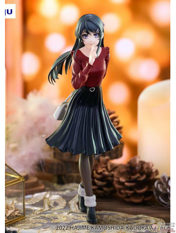 Фигурка Маи Сакурадзима (Sakurajima Mai Winter Coord ver.)