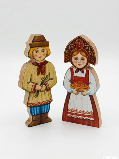 Значки, магниты, сувенирные игрушки