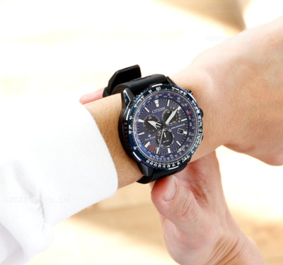 Наручные часы Citizen CB5006-02L