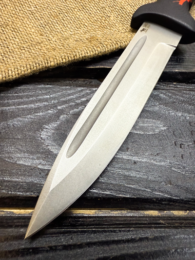 Подарочный нож 6Х9С сталь VG-10, рукоять комбинированная G10 и микарта молния