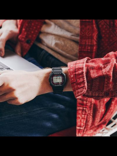 Часы Casio G-Shock DW-5000R-1A