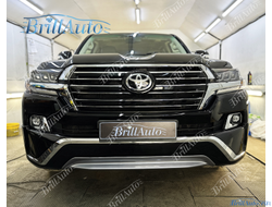 Передний обвес Toyota Land Cruiser 200 Executive Black черный