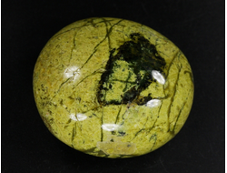 Опал зелёный, полировка, Мадагаскар (49*45*25 мм, 75 г) №35481