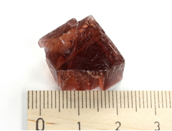 Виллиомит, Россия, Мурманская обл., Хибины (17*16*12 мм, 7 г) №26821