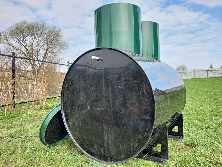 Станция с принудительным выбросом, все выходы и входы врезаны на производстве