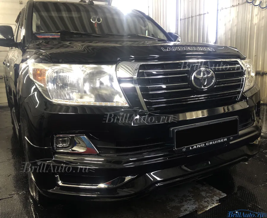 Рестайлинг Ленд Крузер 200, обвес Тойота 200 Modellista, Urban Sport