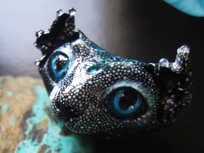 "Подлунный барсокосм", брошь с космическим котом