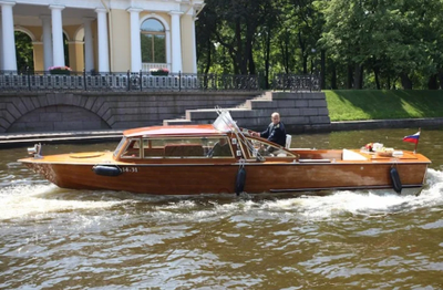 КАТАРИНА - КАТЕР С САЛОНОМ ВЕНЕЦИАНСКИЙ КРАСНОЕ ДЕРЕВО