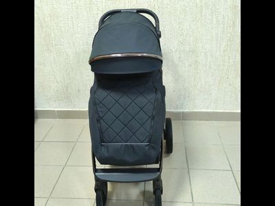 Детская коляска LUXMOM H18 Черный