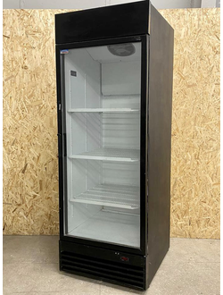 Холодильный шкаф 700л