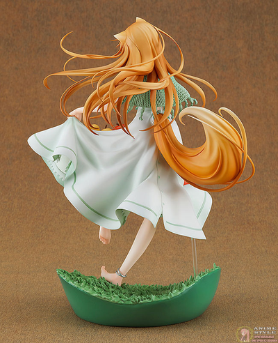 Фигурка 1/7 Холо (Holo ~Wolf and the Scent of Fruit~)