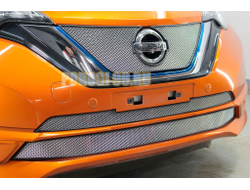 Защита радиатора Nissan Note 2016-2020 chrome верх (Японская сборка)