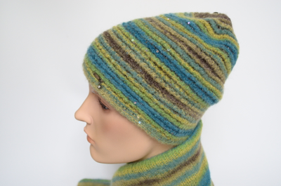 Вицио шапка зеленая зима 2023