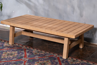 Стол кофейный из акации Rimini