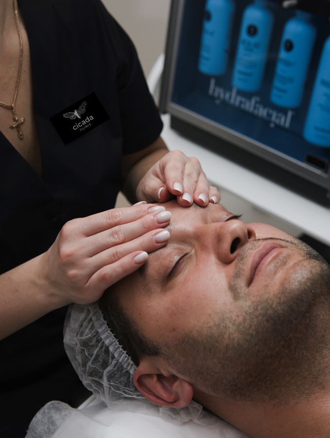 Вакумная чистка лица HydraFacial в Cicada Clinic в Твери