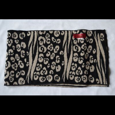 Трикотажный итальянский вязаный шарф фото шарфов Vizio Италия