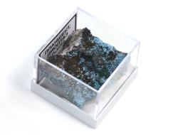 Планшеит, диоптаз на породе, в пластиковом боксе, Конго, Реневиль №22037