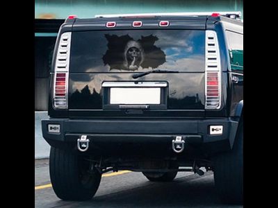 3D наклейка на автомобиль в виде страшного черепа