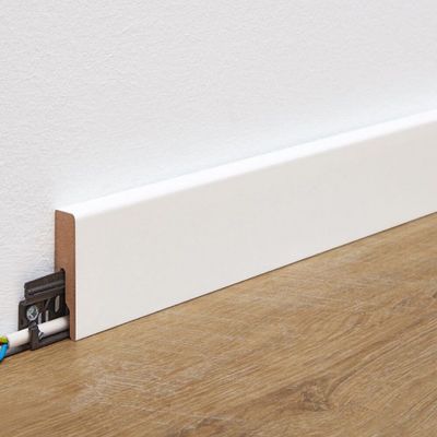 Плинтус Wineo Белый (под ламинат) для коллекции Color