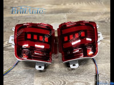 Противотуманки Toyota Land Cruiser 200 бегающие LED красные