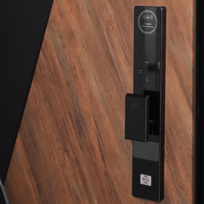 Стальная дверь   Plata (биометрический замок Smart Lock Y12)