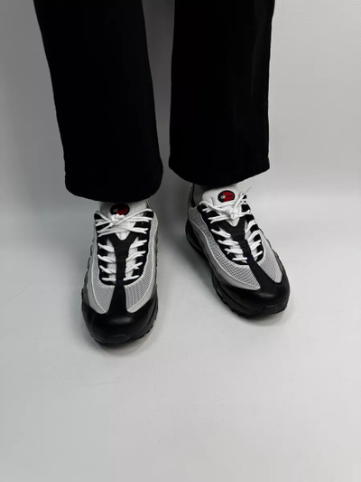 Nike Air Max 95 Black Track Red