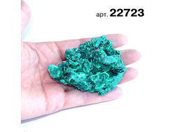 Малахит натуральный Плисовый (необработанный) Заир арт.22723: 86,6г - 72*55*36мм