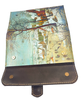 Большое портмоне с хлястиком с принтом по мотивам картины Питера Брейгеля Старшего "Зимний пейзаж с фигуристами и ловушкой для птиц"