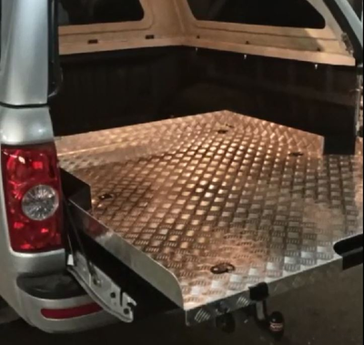 Платформа грузовая выкатная Toyota Hilux Vigo (2004-2015) не крашеная, БЕЗ ВКЛАДЫША, АВС-Дизайн