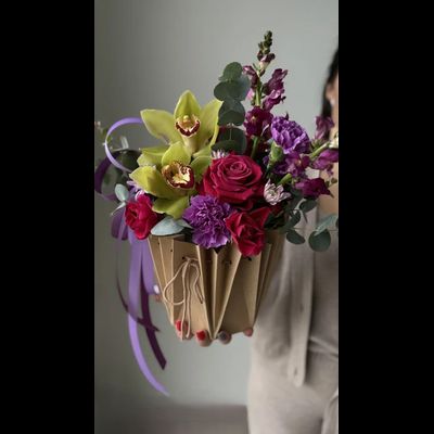 ЦВЕТОЧНАЯ КОМПОЗИЦИЯ № 102