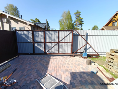 Ворота откатные со встроенной калиткой на винтовых сваях