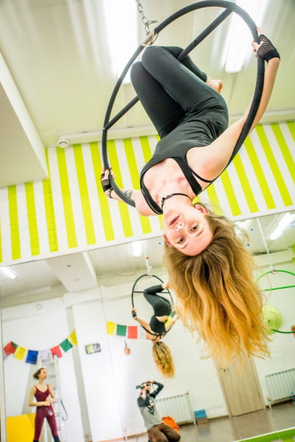 воздушные полотна в жуковском воздушная гимнастика акробатика жуковский занятия для детей кольцо