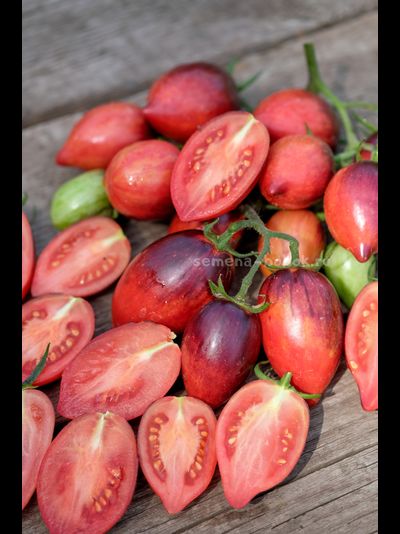 Томат Загадка Клубничного Водопада