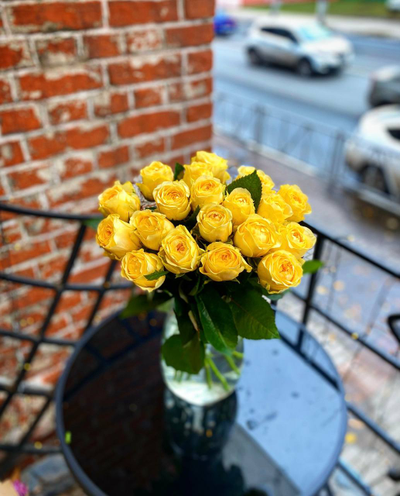 Роза Россия 50 см 19 шт