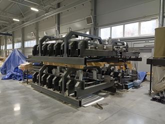 Нoвый гоpизонтальный прeсс ПГ 001-12000