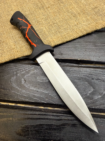 Подарочный нож 6Х9С сталь VG-10, рукоять комбинированная G10 и микарта молния