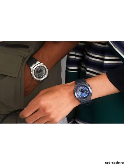 Часы Casio G-Shock GM-2100N-2AER