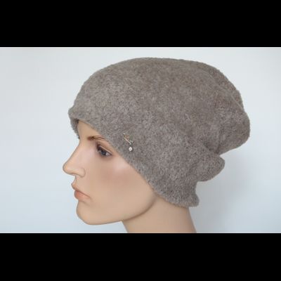 Вязаная женская шапка зимняя Vizio Италия 6962 бежевая