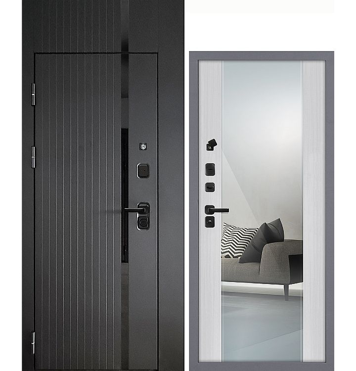 Высокая входная дверь в квартиру