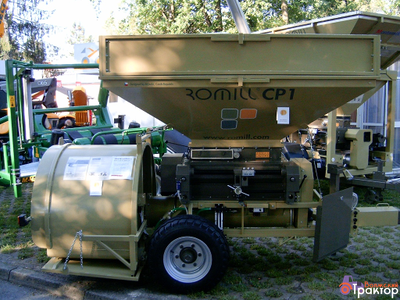 Передвижная вальцовая плющилка влажного зерна с прессом ROmiLL СР1 Simple