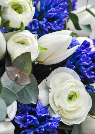 Сине-белый букет невесты