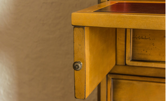 Шкаф-секретер с откидной столешницей.