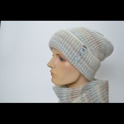 Шапка Vizio 1308 CRY и шарф белый комплект