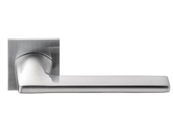 Ручка Stick S.Chrome на квадратной розетке