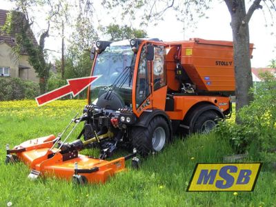 Стекло лобовое на Holder S990