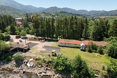Продаётся земельный участок, в пригороде Батуми - Чайсубани,  подходящий под какое-нибудь производство. " Не сельхоз"