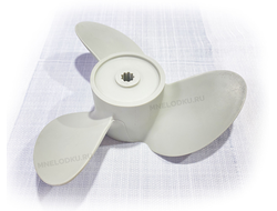 Винт гребной композитный 9 шлицов 3*7(1/2)*8