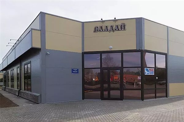 автостанция валдай телефон. валдай расписание автобусов по городу. автостанция валдай. валдайская автостанция. валдайская автостанция.