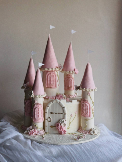 Торт замок