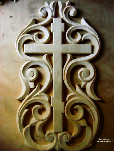Деревянный крест, ручная резьба